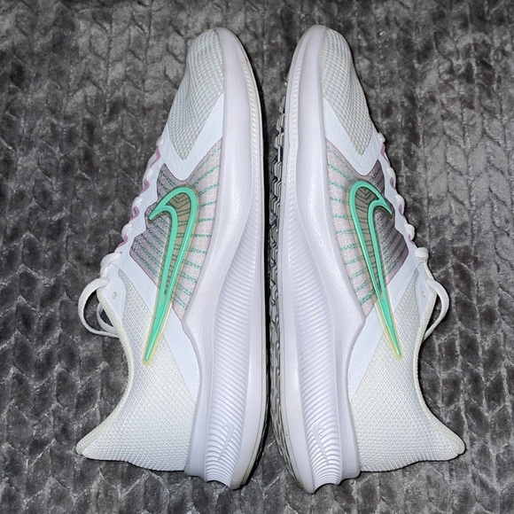 Nike Downshifter Cw3413-101 White Running Shoes Womens Size 10. - Picture 8 of 12